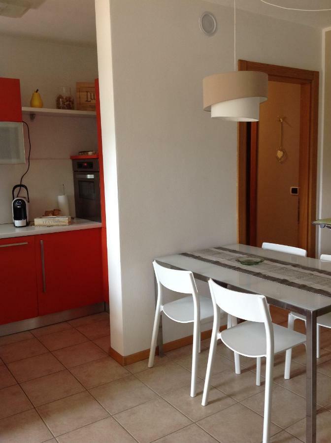 Home Di Cristina Laives Exterior foto